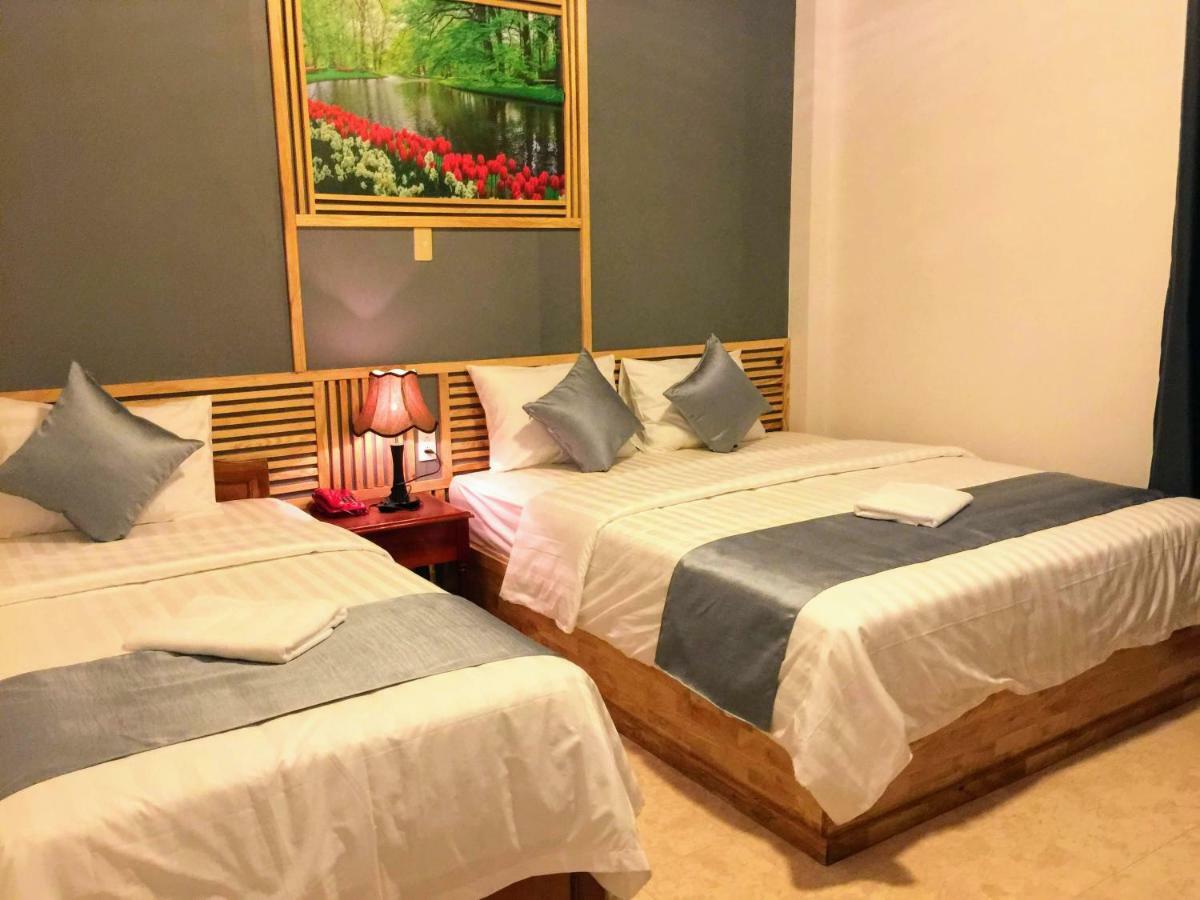 Na Nue Hotel Хошимин Екстериор снимка