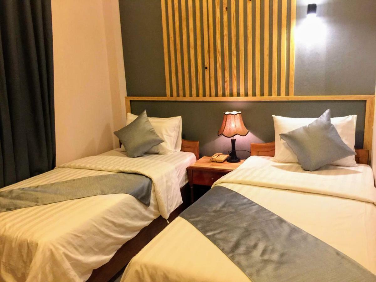 Na Nue Hotel Хошимин Екстериор снимка